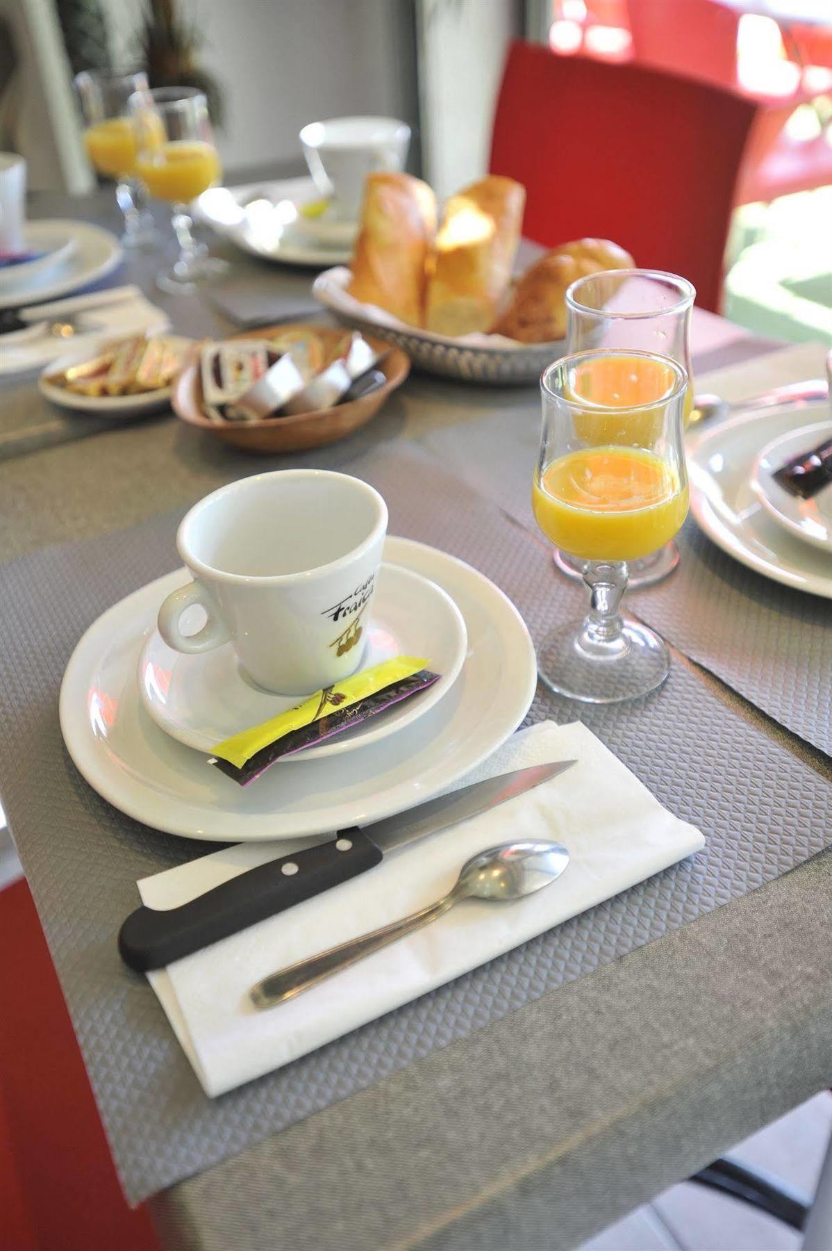 וורפ Alp'Hotel מראה חיצוני תמונה